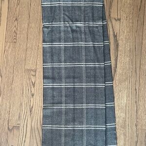 Elegant Gray Plaid Men's 100% Scottish Cashmere Scarf NWOT